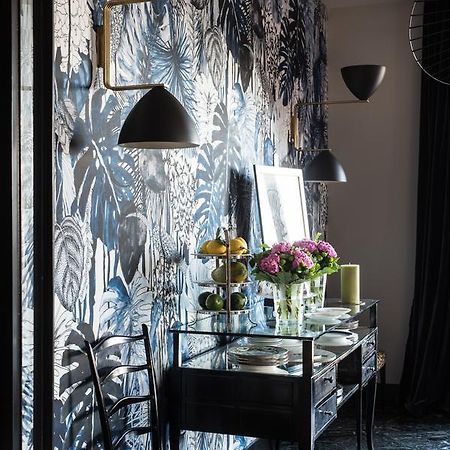 Velona'S Jungle Luxury Suites Firenze Bagian luar foto