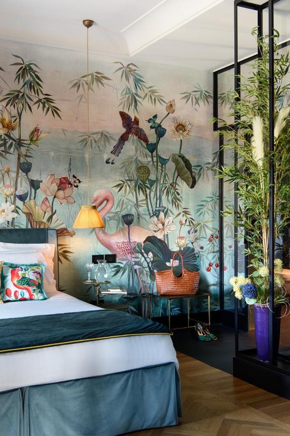 Velona'S Jungle Luxury Suites Firenze Bagian luar foto