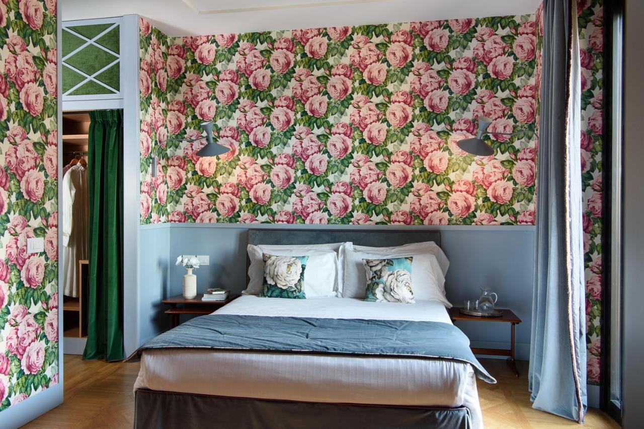Velona'S Jungle Luxury Suites Firenze Bagian luar foto