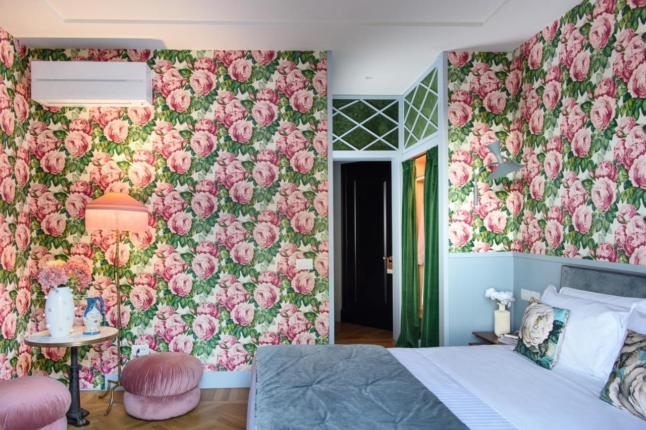 Velona'S Jungle Luxury Suites Firenze Bagian luar foto